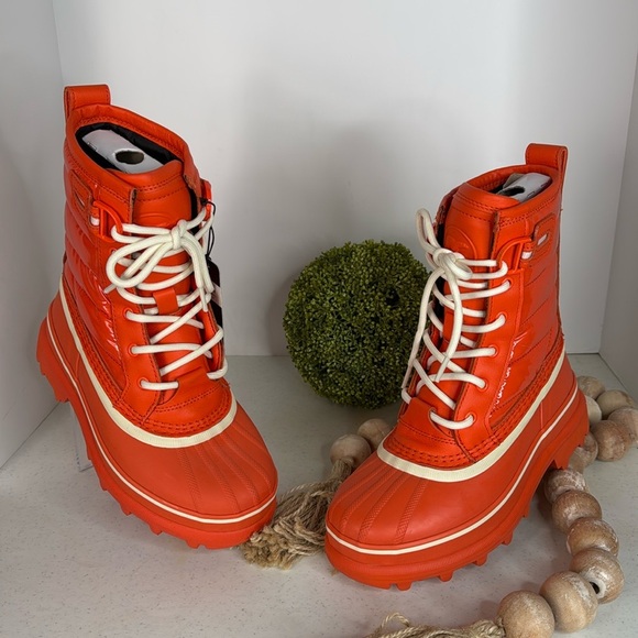 Sorel WOMEN'S CARIBOU ROYAL WATERPROOF BOOT Sz 6 - Picture 3 of 12